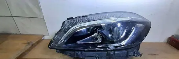 Mercedes-Benz A W176 Headlight/headlamp