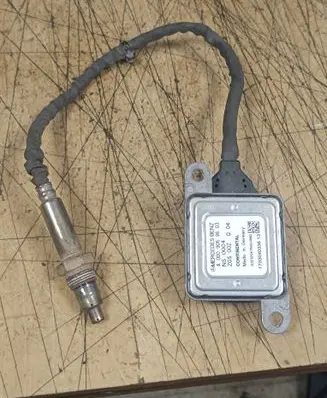 Mercedes-Benz C W205 Lambda probe sensor A0009059603