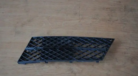 BMW 5 E60 E61 Front bumper lower grill 7178097