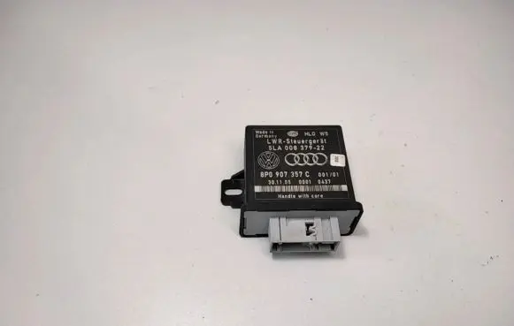 Audi A6 S6 C6 4F Light module LCM 8P0907357C 5LA00837922