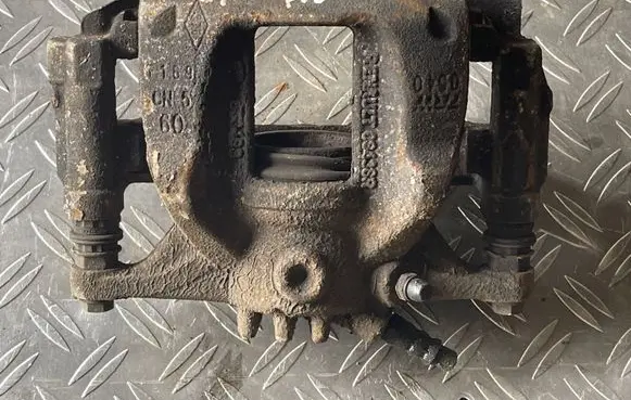 Renault Trafic III (X82) Front brake caliper