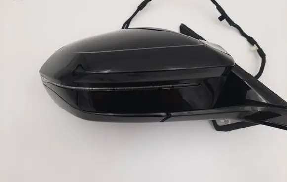 BMW 7 G70 Front door electric wing mirror