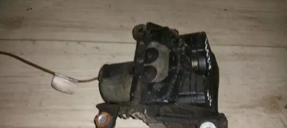 Audi A4 S4 B5 8D ABS Pump 0265214002 8D0614111