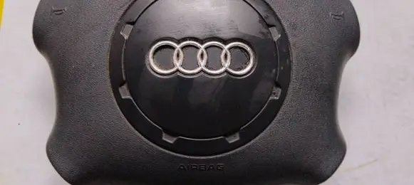 Audi A3 S3 8L Steering wheel airbag 8L0880201H