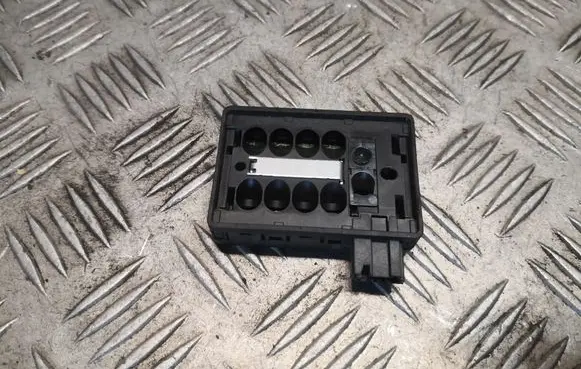 Land Rover Range Rover Sport L320 Rain sensor YDB500290