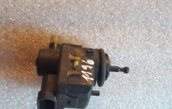Renault Scenic II - Grand scenic II Headlight level adjustment motor 7700420737