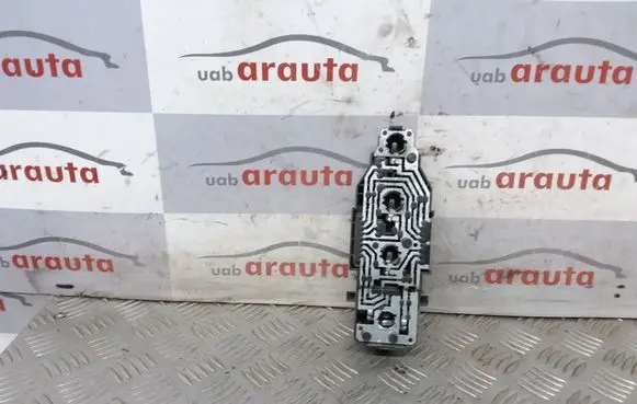 Tail light part