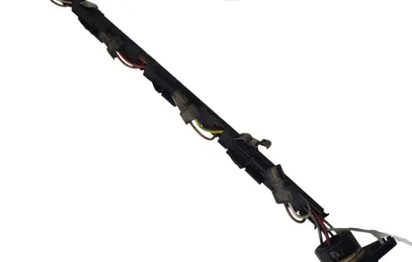 Volkswagen PASSAT B6 Fuel injector wires 038971803