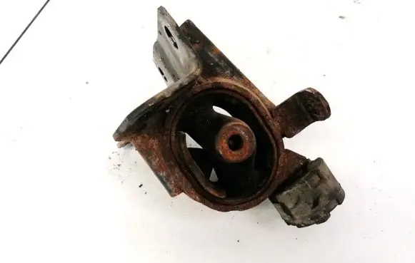 Toyota Corolla E120 E130 Engine mount bracket