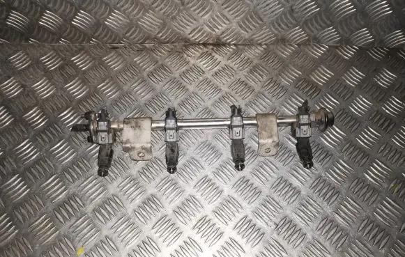 Hyundai Sonata Fuel injectors set 3531025100