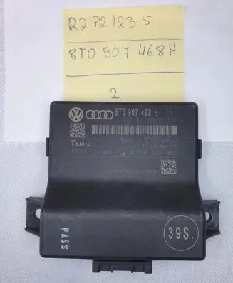 Audi A4 S4 B8 8K Gateway control module 8T0907468M