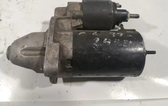 Audi A6 S6 C5 4B Starter motor 012911026 9642617524