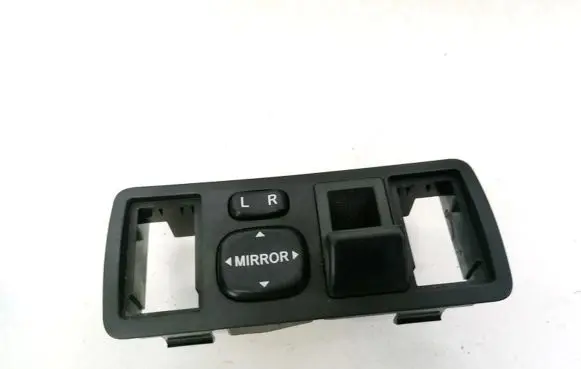 Toyota Avensis T250 Wing mirror switch 183574