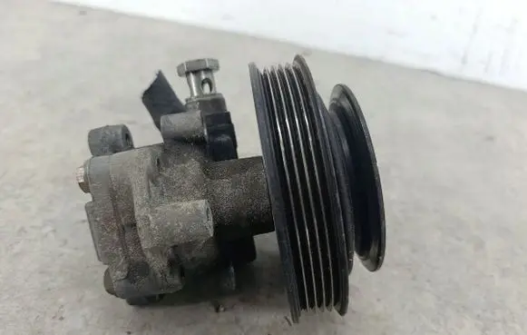 Audi A4 S4 B5 8D Power steering pump 8D0145156LKYB