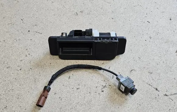Mercedes-Benz S W222 Tailgate handle with camera A0997501600