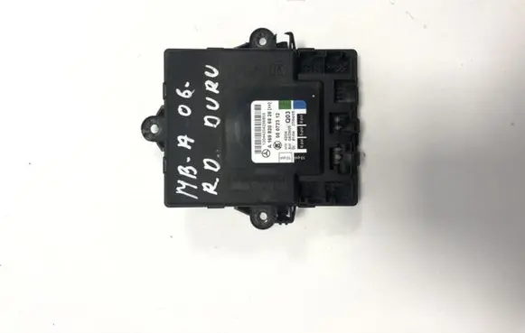 Mercedes-Benz A W169 Door control unit/module A1698206826 05072312
