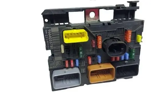 Peugeot 207 BSM Control unit 9664055780
