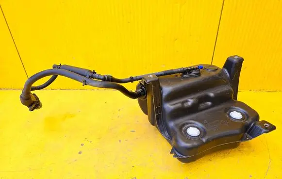 Skoda Superb B8 (3V) AdBlue liquid reservoir 3Q0131877D