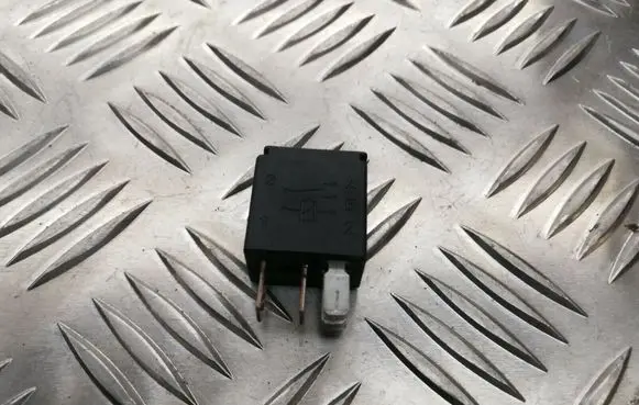 Volvo S60 Other relay 4RD00781400