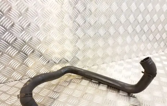 Volkswagen Golf V Engine coolant pipe/hose