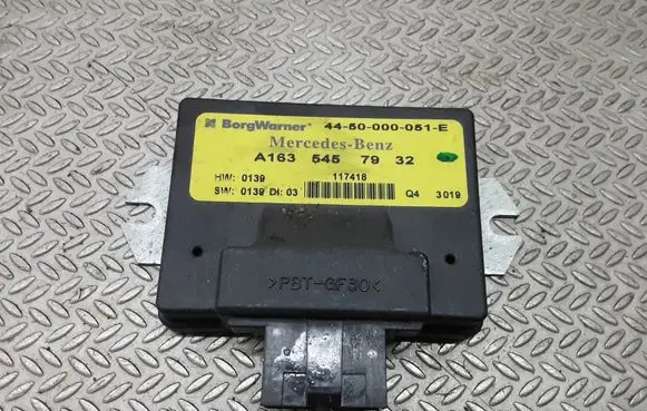 Mercedes-Benz ML W163 Transfer box differential control unit A1635457932
