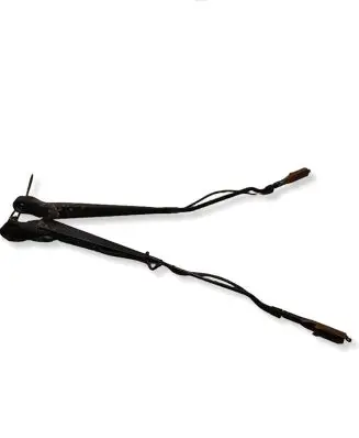 Mercedes-Benz Vito Viano W639 Headlight wiper arm set A6398200844 A6398200744