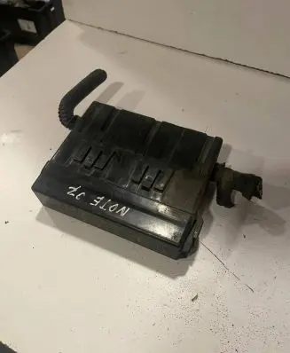 Nissan Note (E11) Fuse module