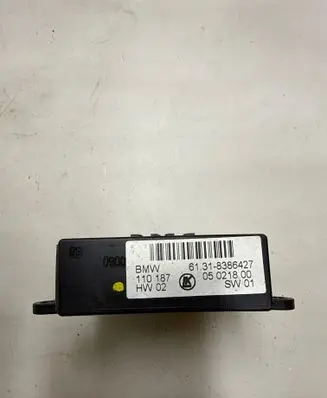 BMW 3 E46 Wing mirror control module 8386427 05021800