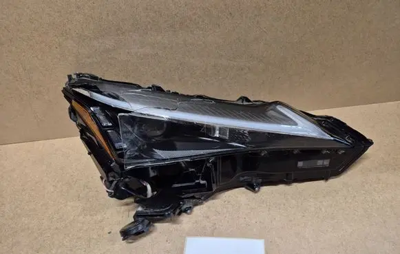 Lexus UX Headlight/headlamp 