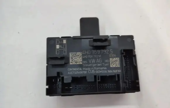 Volkswagen Touareg II Door control unit/module 4H0959792S