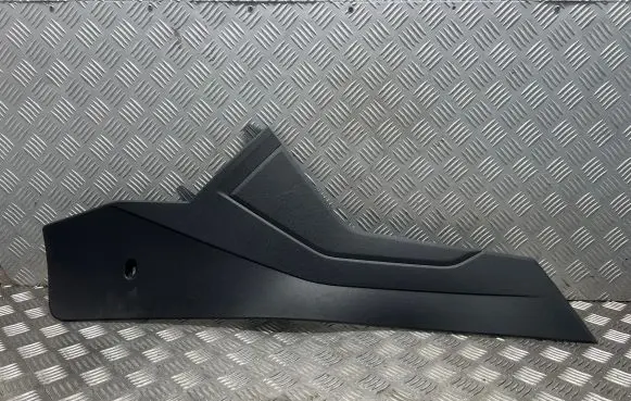 Volkswagen Tiguan Dashboard lower bottom trim panel 5NB863045
