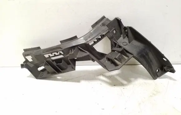 Volkswagen Golf Plus Rear bumper mounting bracket 5M0807375