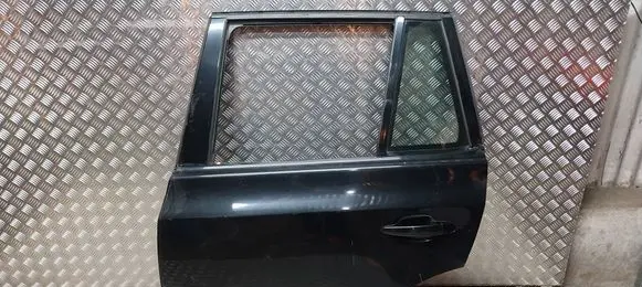 BMW X3 E83 Rear door S26378696