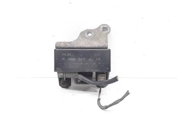 Mercedes-Benz CLK A209 C209 Glow plug pre-heat relay 0005453516