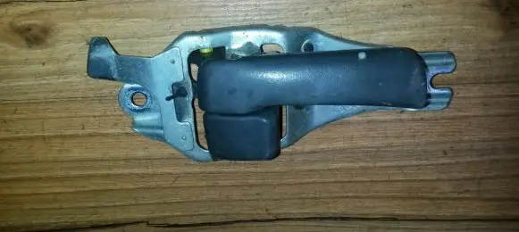 Toyota RAV 4 (XA10) Front door interior handle