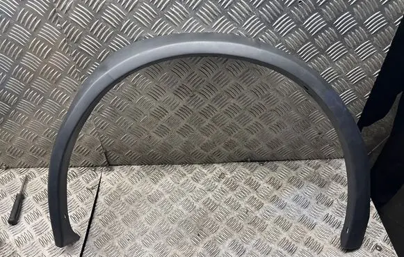 Volkswagen Golf II Front arch trim 9534014