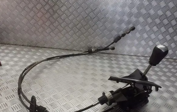 Ford Focus Gearbox retarder lever 4M5R-7C453