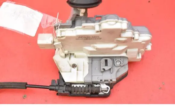 Audi Q7 4L Rear door lock 601025032433P
