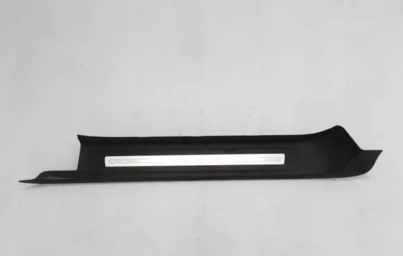 Volvo C70 Front sill trim cover