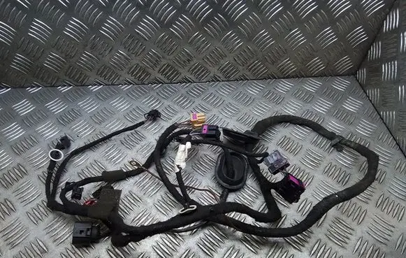 Volkswagen Multivan T5 Front door wiring loom 