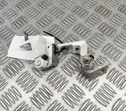 Audi A4 S4 B9 8W Rear door hinge set 8W0831404A 8W0833404A