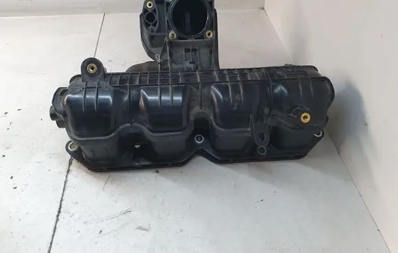 Toyota Prius (XW30) Intake manifold 1712037050