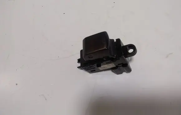 Nissan Qashqai Electric window control switch 25411BR00A