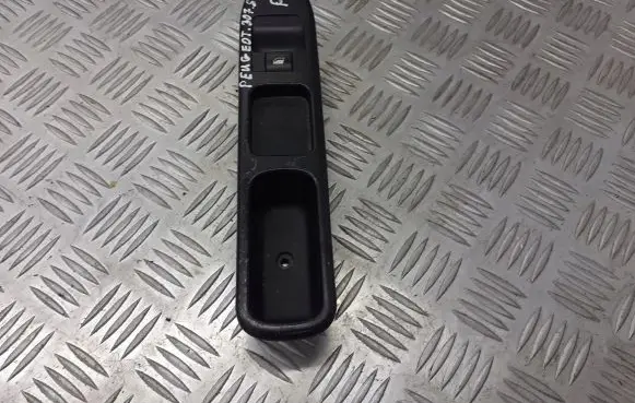 Peugeot 307 Quarter vent window switch 96351625XT