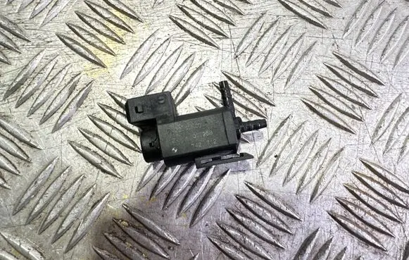 BMW 5 E60 E61 Turbo solenoid valve 72234100