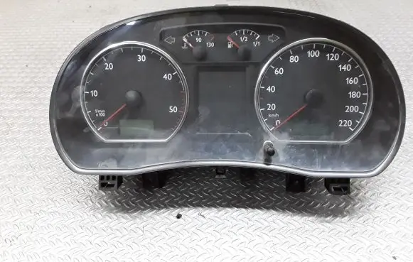 Volkswagen Polo Speedometer (instrument cluster) 6Q0920802D