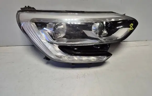 Renault Megane IV Headlight/headlamp 260102555R.bsp 9C060921