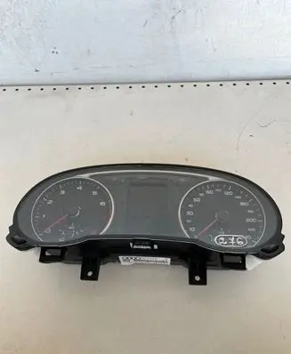 Audi A1 Speedometer (instrument cluster) 8X0920930 A2C53325382 A2C53331572