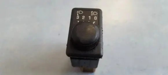 Nissan Primera Wing mirror switch