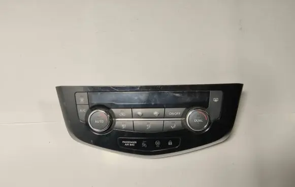 Nissan Qashqai Climate control unit 275004EA0A 5694T907770 DC12VT907770